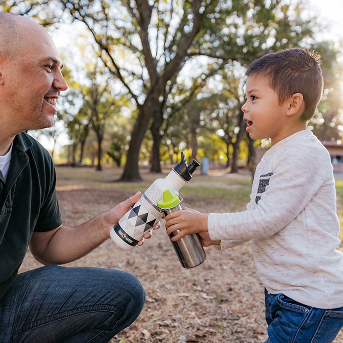 classic-kid-sippy-cap-w4 K12CNSIPPY-BS-sippy_cap_dad_lifestyle.jpg
