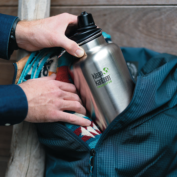 tkwide-chug-cap-n6 K64TKWSSL-BS-Chug-Cap-Out-of-Duffle_lifestyle.jpg