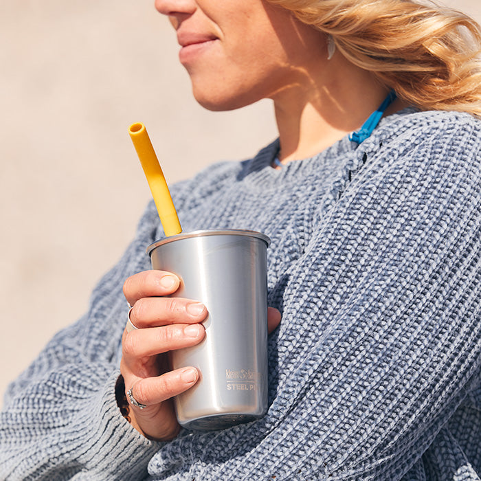 straw-4-pack-v8 recycled_steel_straw_pint_sun_lifestyle.jpg