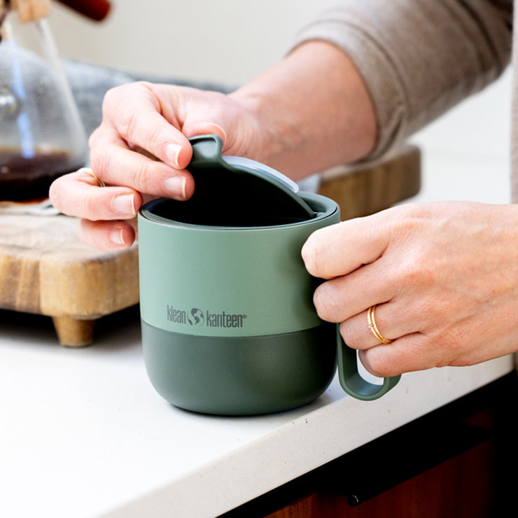 flip-lid-z6 rise_flip_lid_large_coffee_mug.jpg