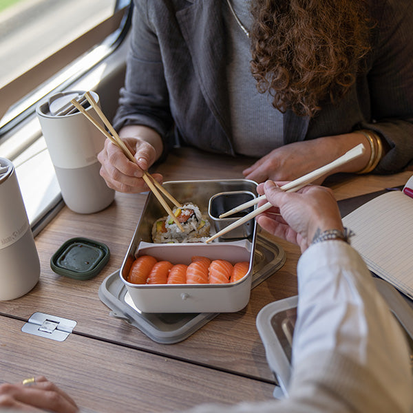 55oz-rise-food-box-big-meal-v8 rise_food_lunch_box_big_meal_tofu_sushi_share_square.jpg