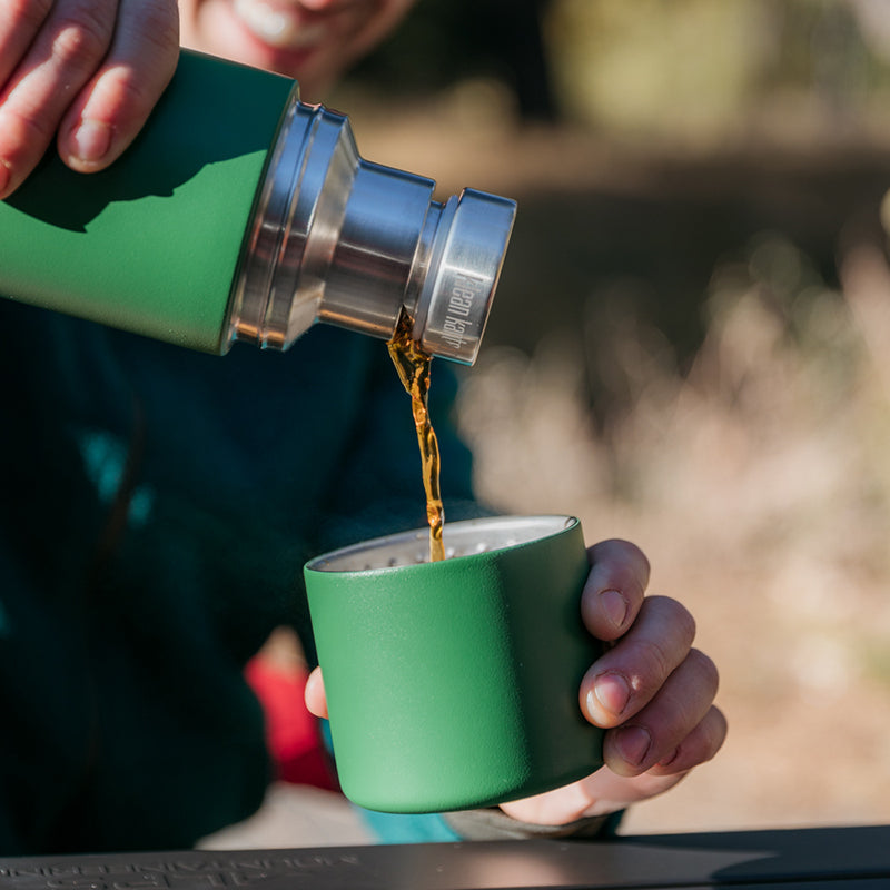 tkpro-maintenance-kit-s9 tkpro_32oz_thermos_green_pourthrough_lifestyle.jpg