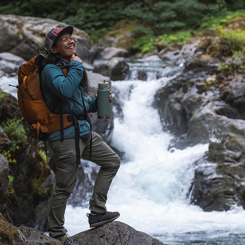 32oz-tkwide-with-twist-cap-y2 tkwide_32oz_insulated_bottle_twist_backpack_river_guy_square.jpg